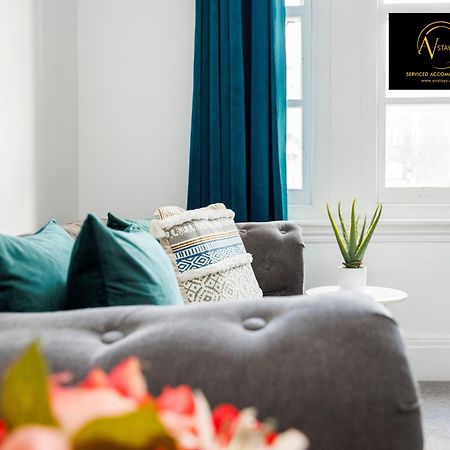 London Bridge 2 Bed Apartment - Sleeps 3 ภายนอก รูปภาพ