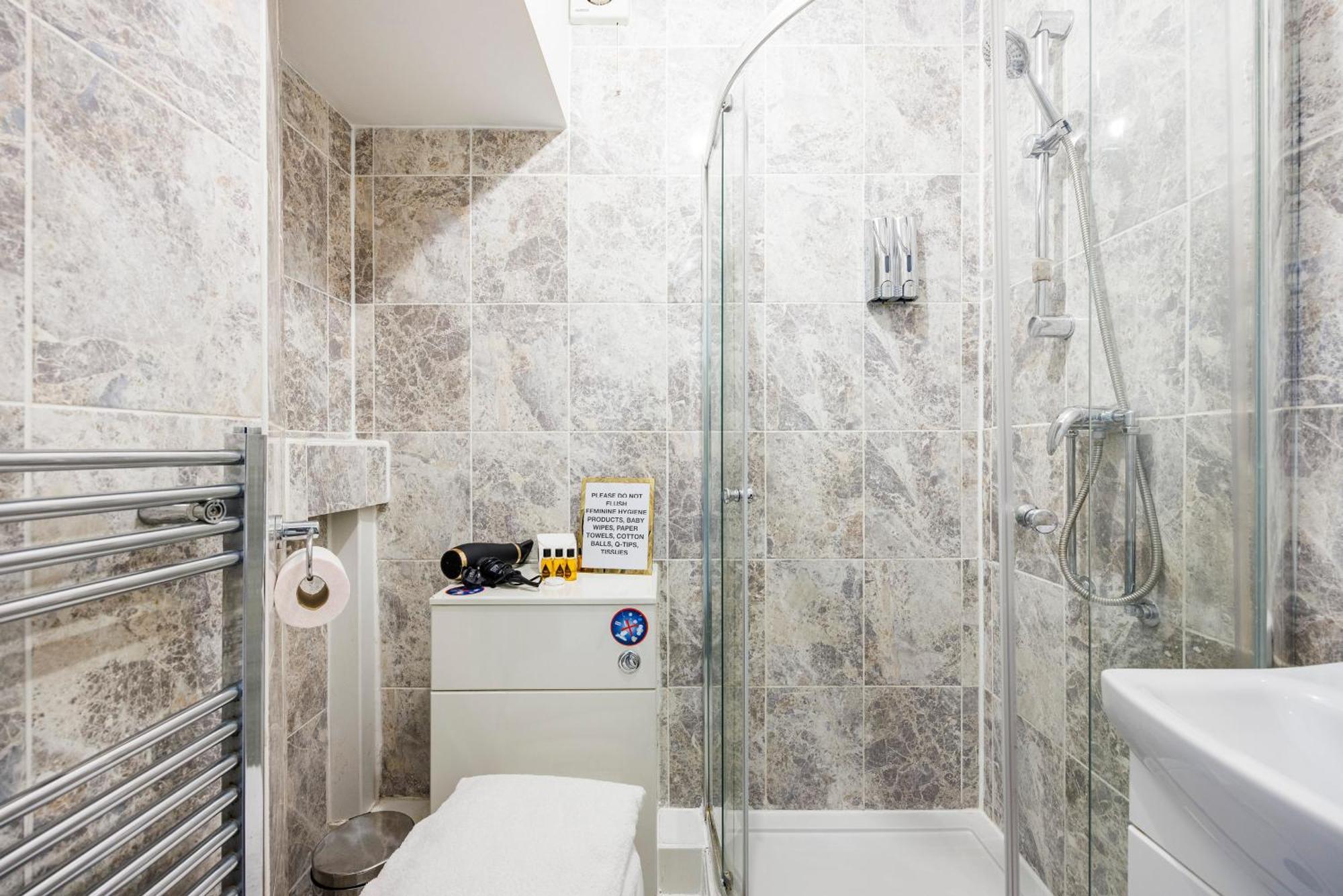 London Bridge 2 Bed Apartment - Sleeps 3 ภายนอก รูปภาพ